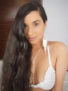 Mirabella Estella Official
